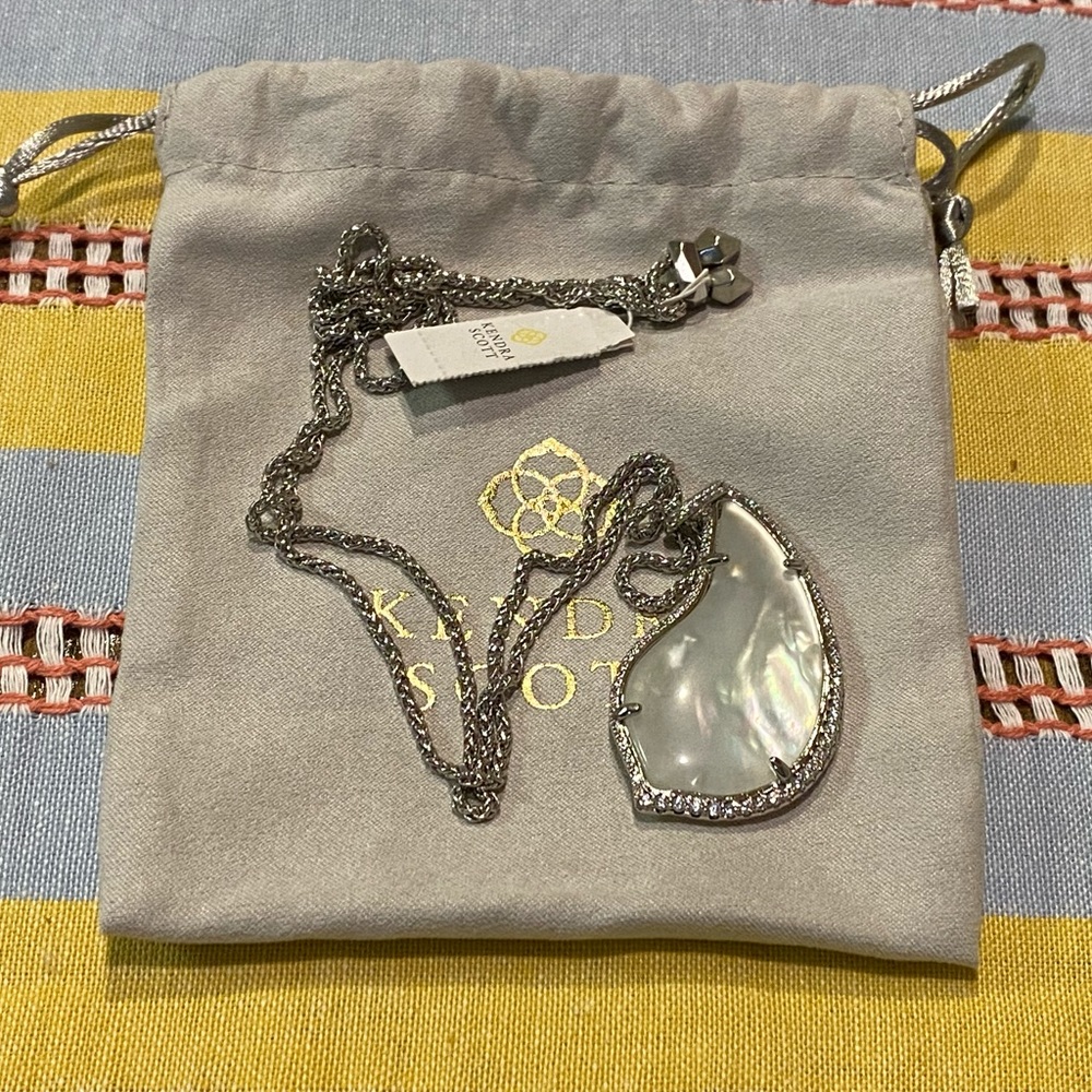 Kendra Scott Theodora Long Pendant Necklace